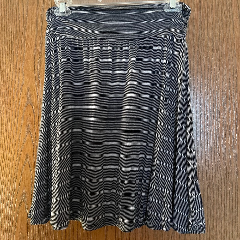 Merona Small Gray Skirt